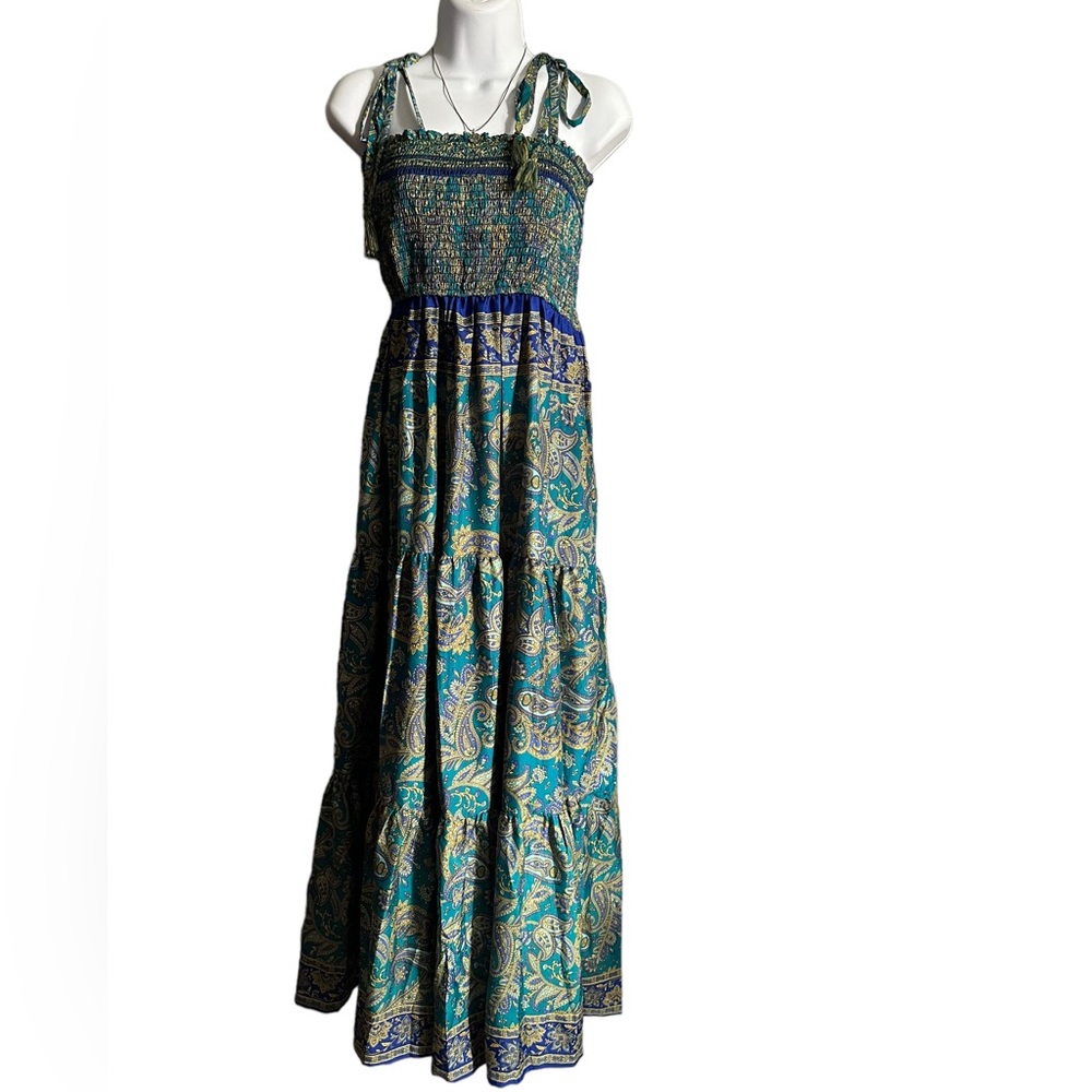 NWT.  Sacred Threads Dress.    CL/GR04.      222282/2